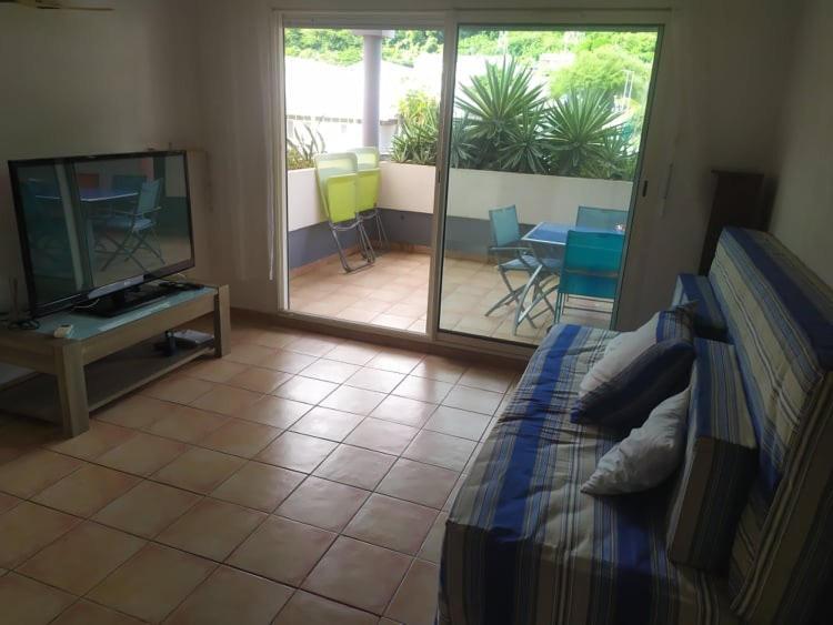 Charmant Appartement En Bord De Mer Avec Piscine Gourbeyre Eksteriør billede